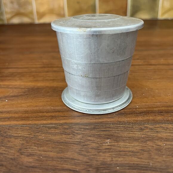 Vintage Aluminum Collapsible Telescoping Travel Cup With Lid WWI-WWII - Picture 2 of 9